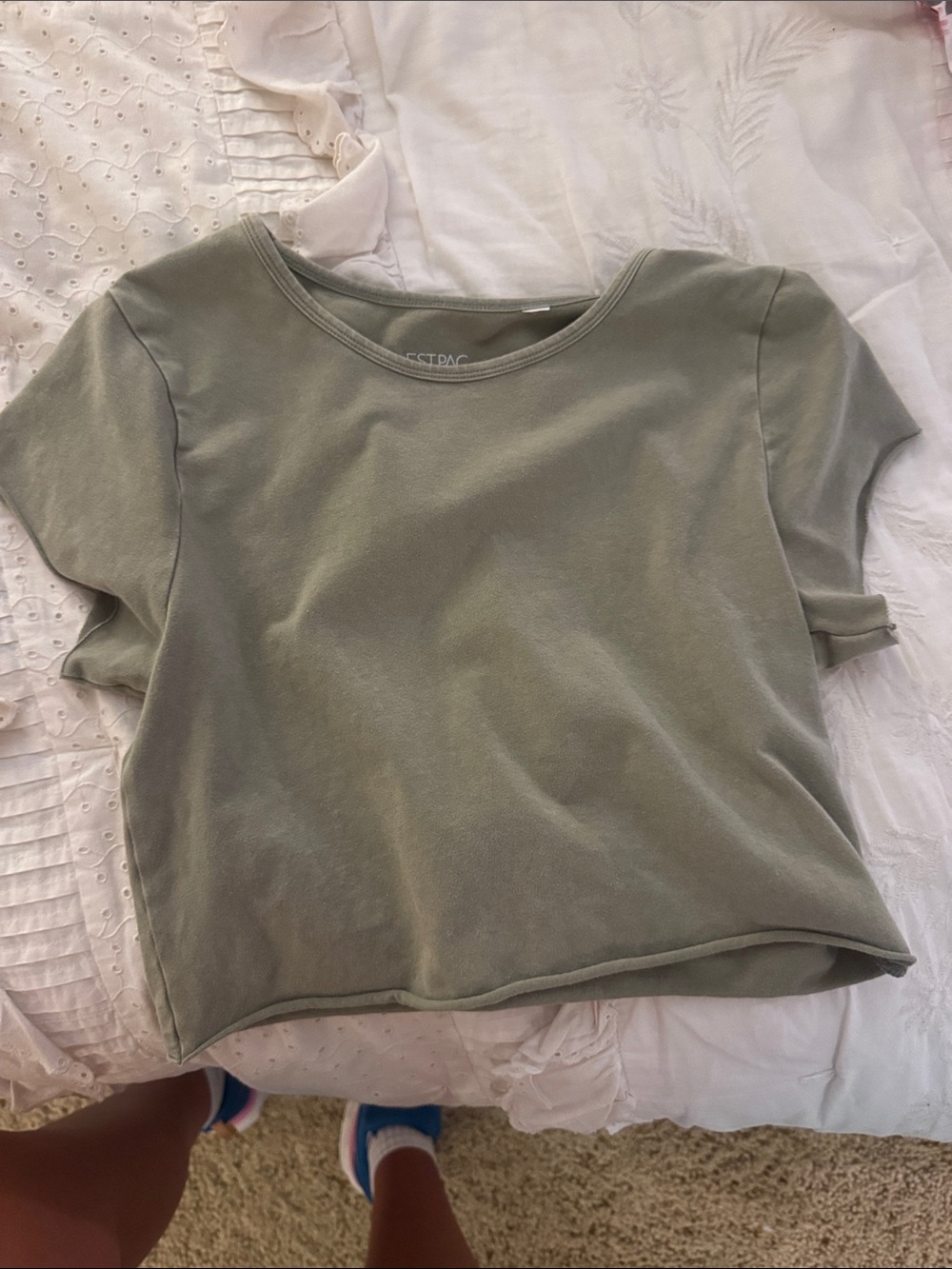 PacSun Olive Crop Tee in Sage